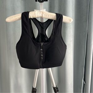 Nike Black Front-Zip Sports Bra